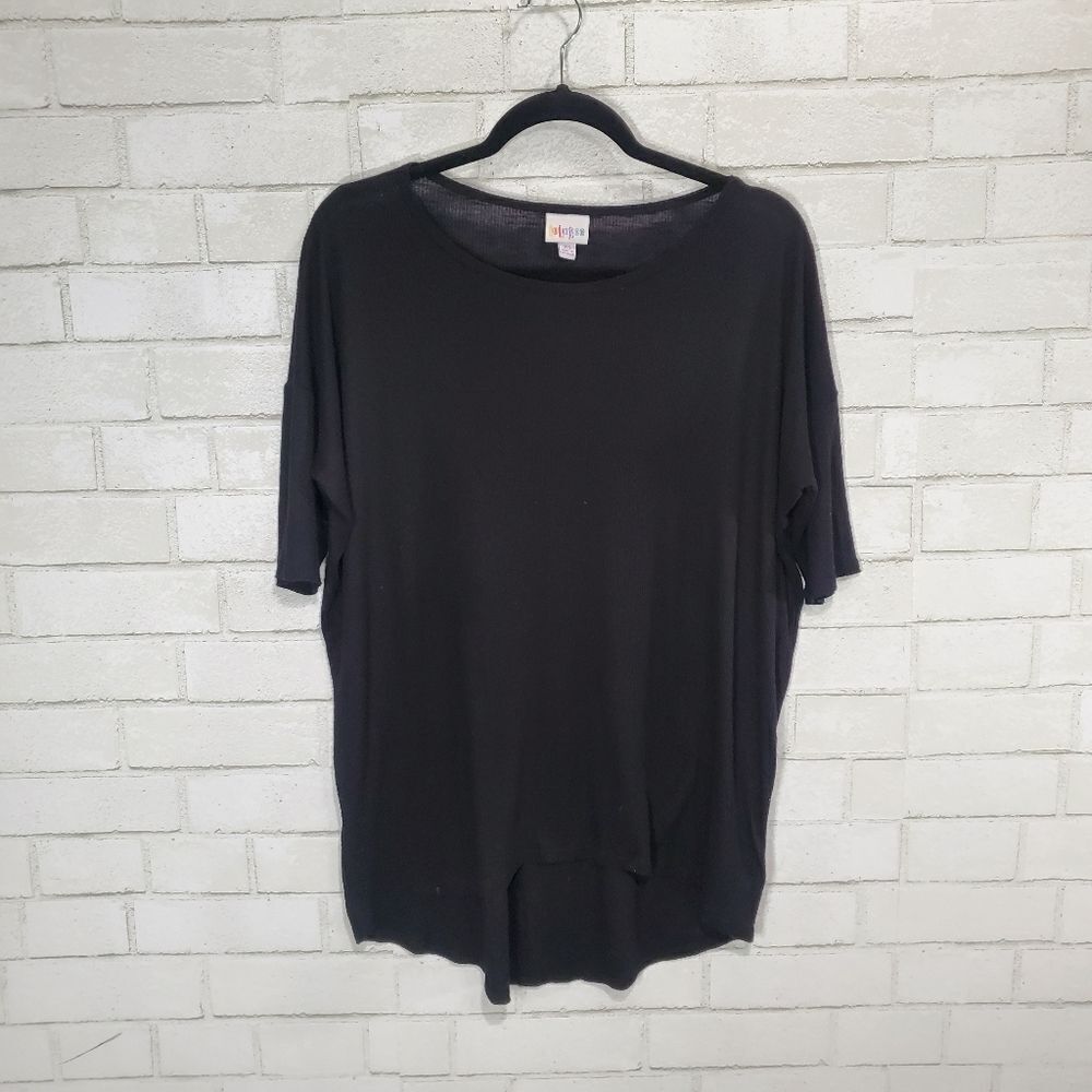 LuLaRoe black short sleeve tee
